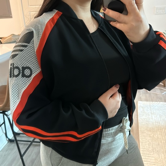 Adidas bomber jacket - Picture 3 of 7